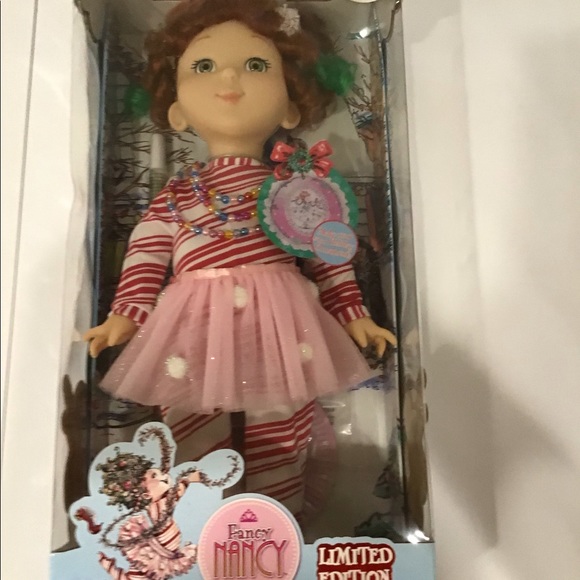 COPY - HTF RARE FANCY NANCY HOLIDAY DOLL - Picture 4 of 6